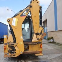 CAT 432E Premier (rear)